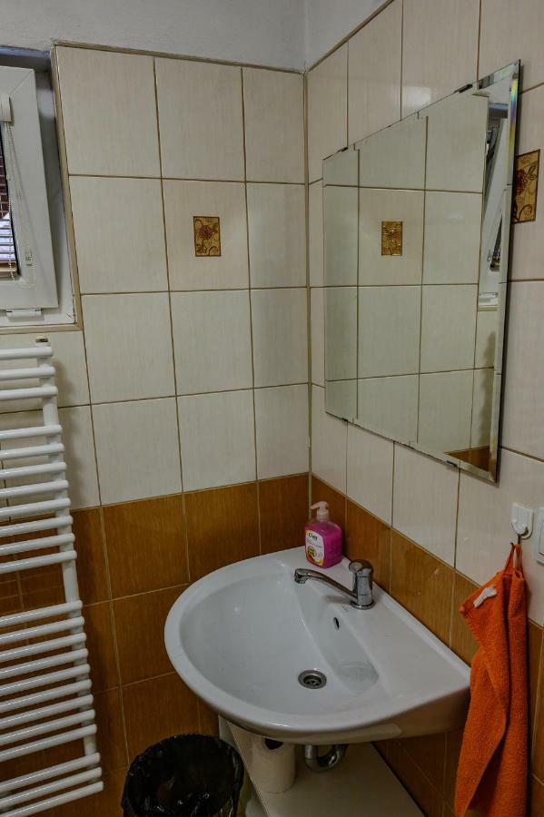 Penzion Tyra Trinec Exterior foto
